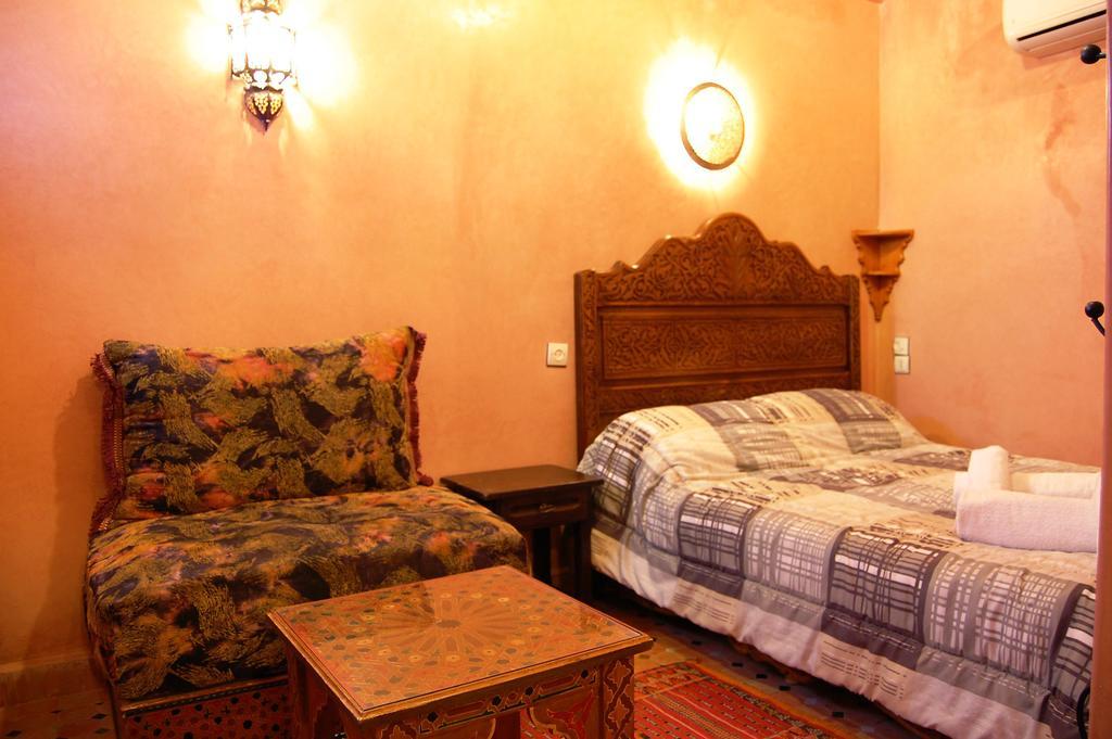 Riad Benchekroun Μεκνές Δωμάτιο φωτογραφία